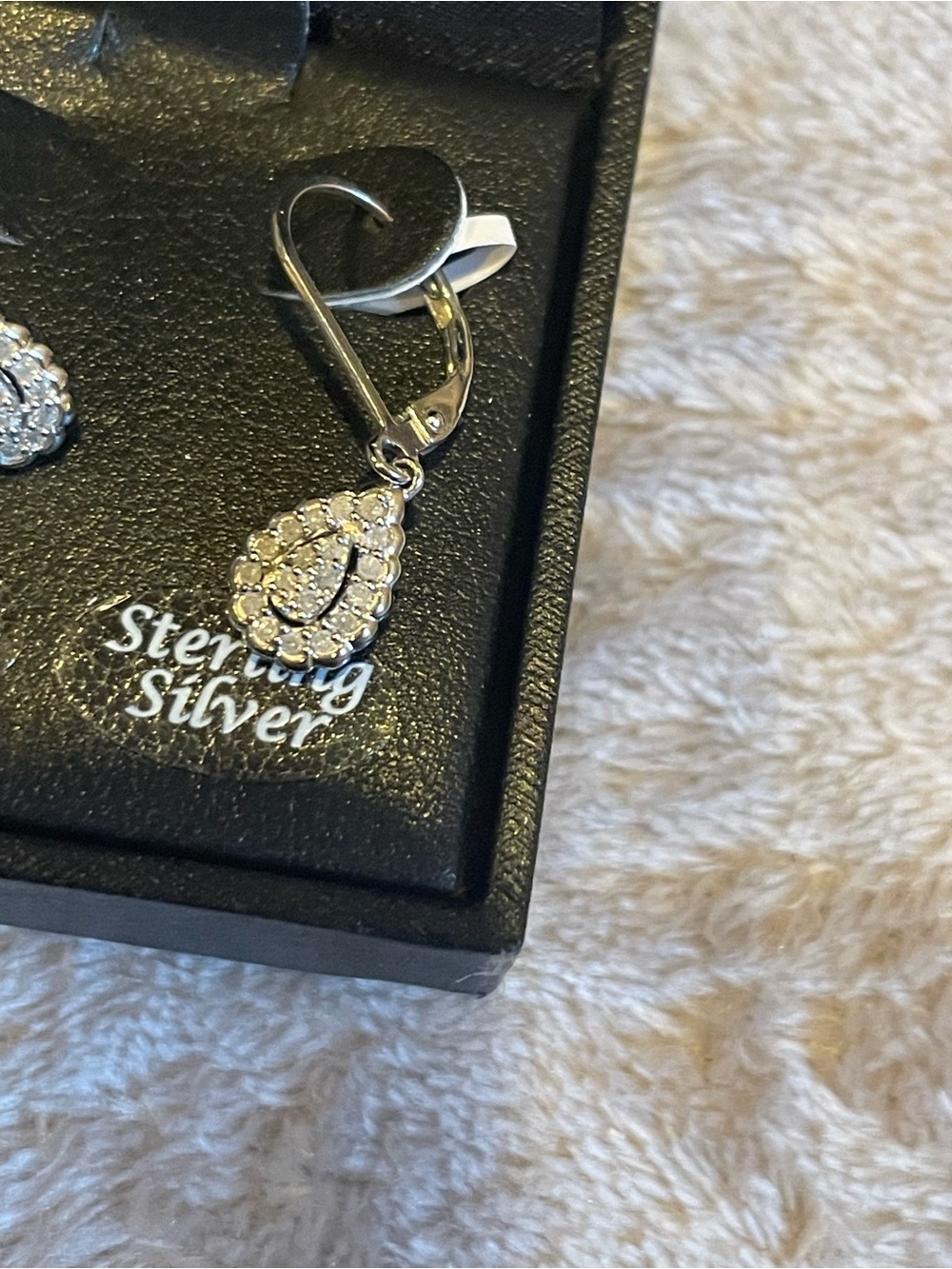 NWT Macy’s Sterling Silver Diamond Teardrop Dangle Earrings - Picture 5 of 7
